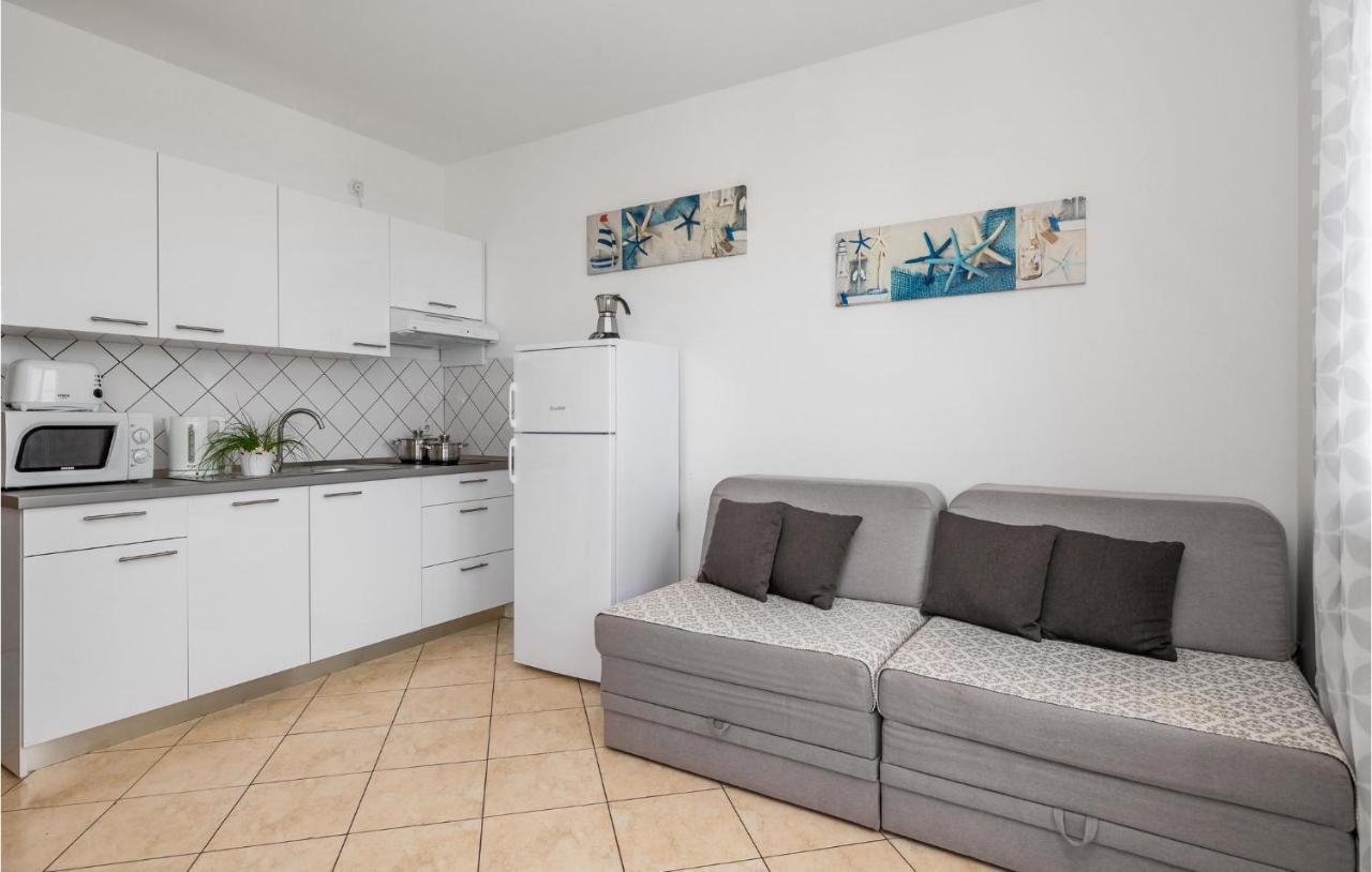 Nice Apartment In Volosko With Kitchen Екстериор снимка